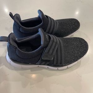 Adidas women’s climacool knit size 6